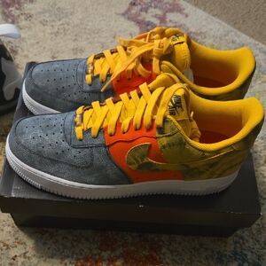 Nike Gray and Orange Sneakers Classic Design